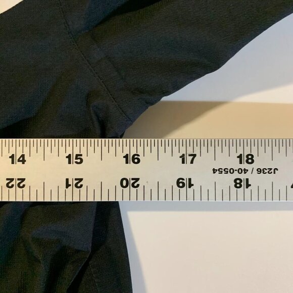 The North Face Boys' Nimbo Triclimate Colorblock Jacket in Krypton Green Size XS - Picture 12 of 13